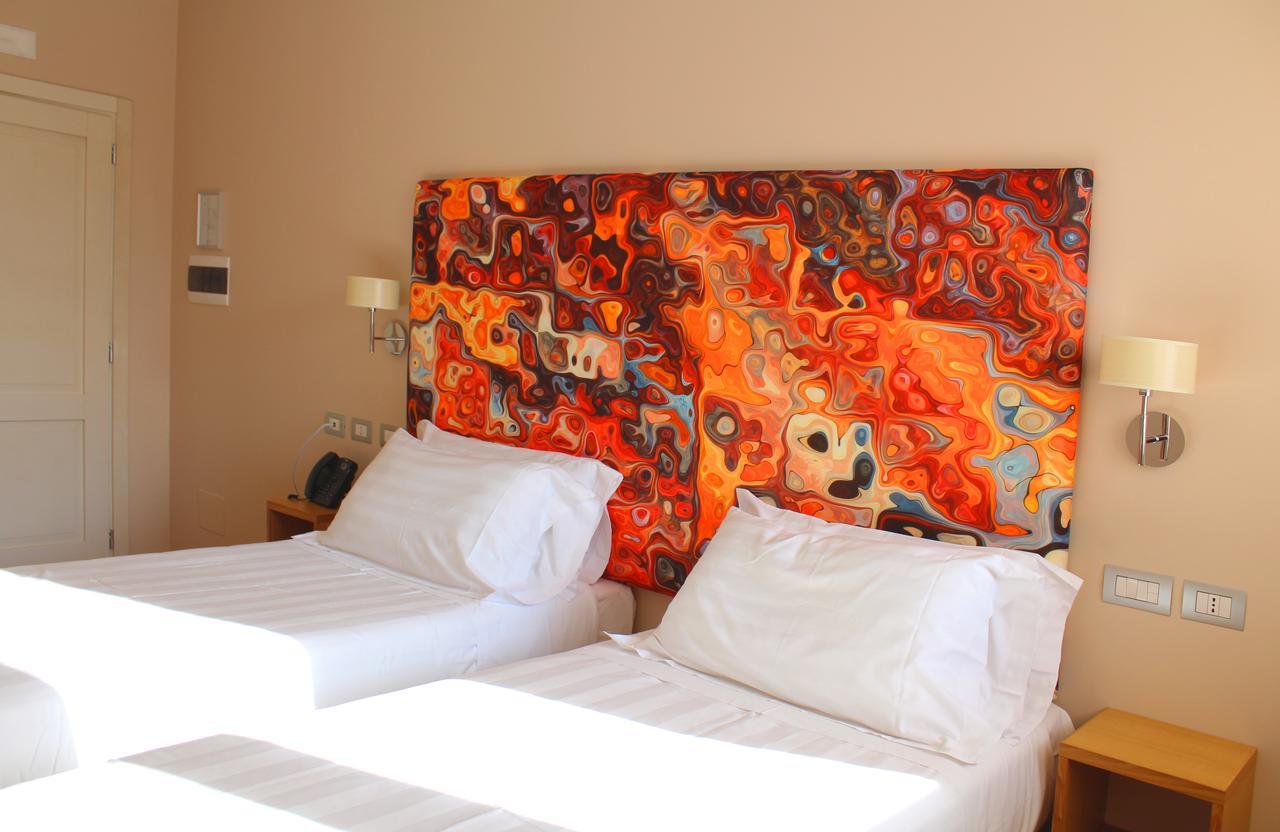 Dolcedorme Garni Hotel Parma Exterior photo